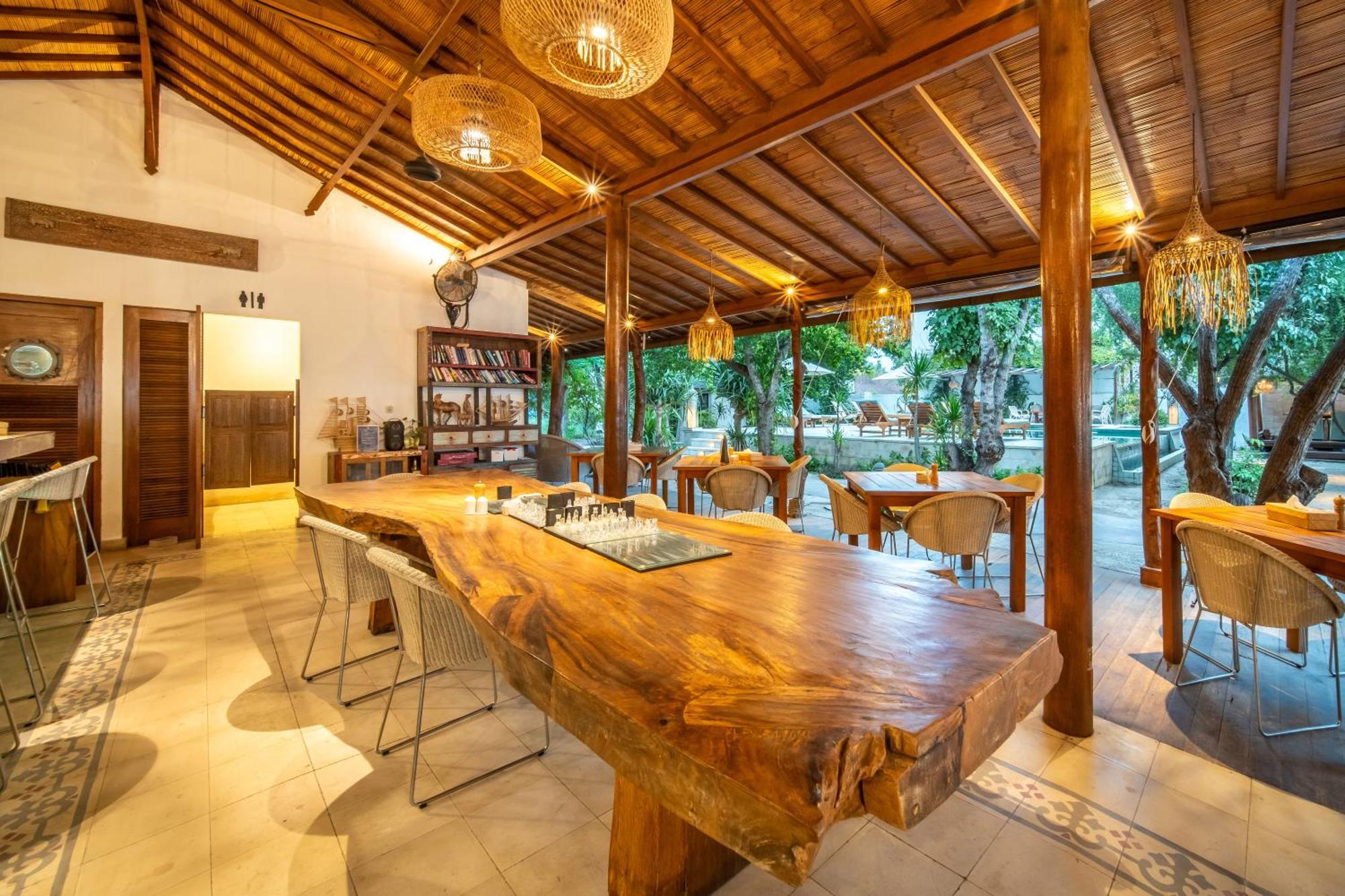 Wilson'S Retreat Hotel Gili Trawangan Exterior photo
