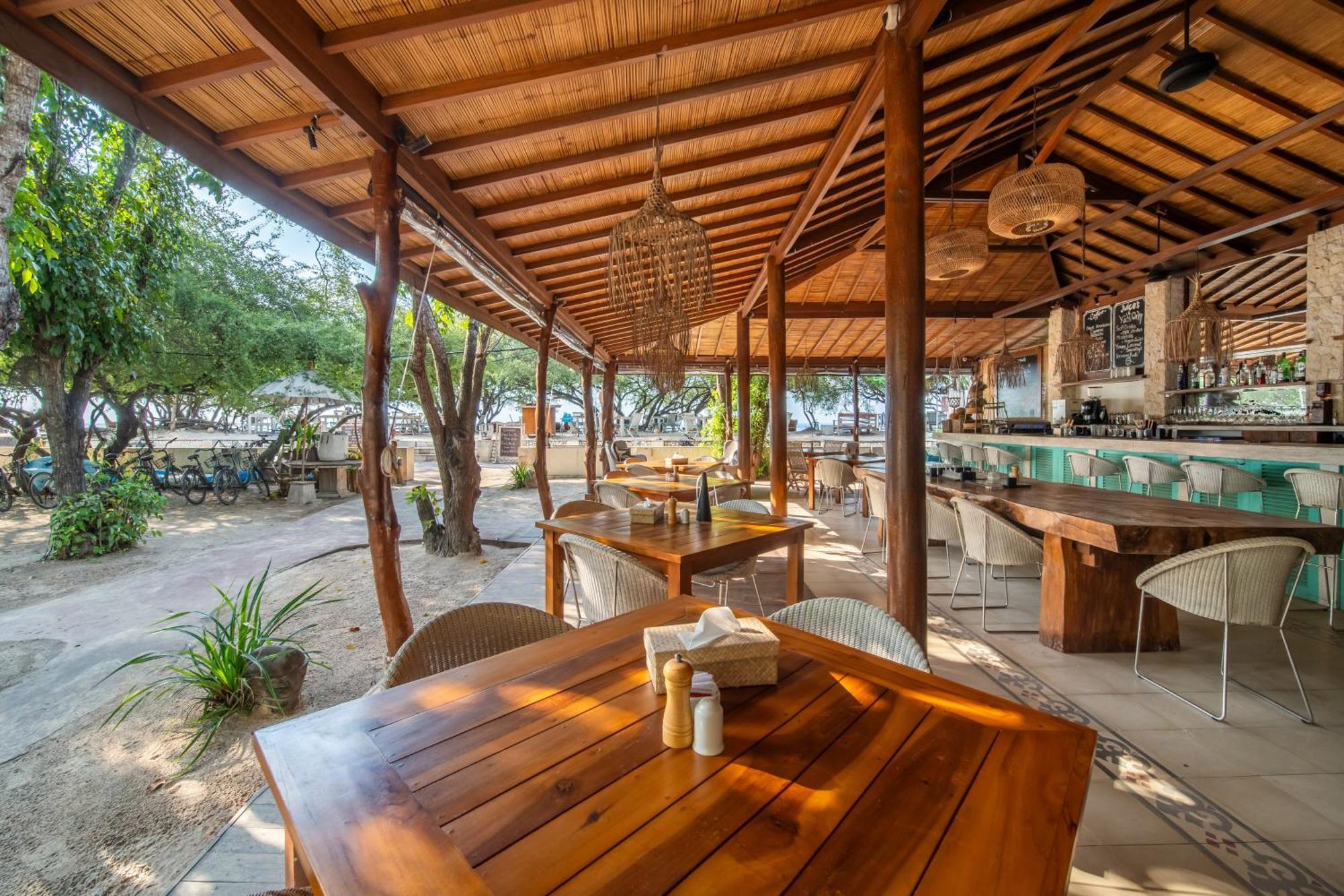 Wilson'S Retreat Hotel Gili Trawangan Exterior photo