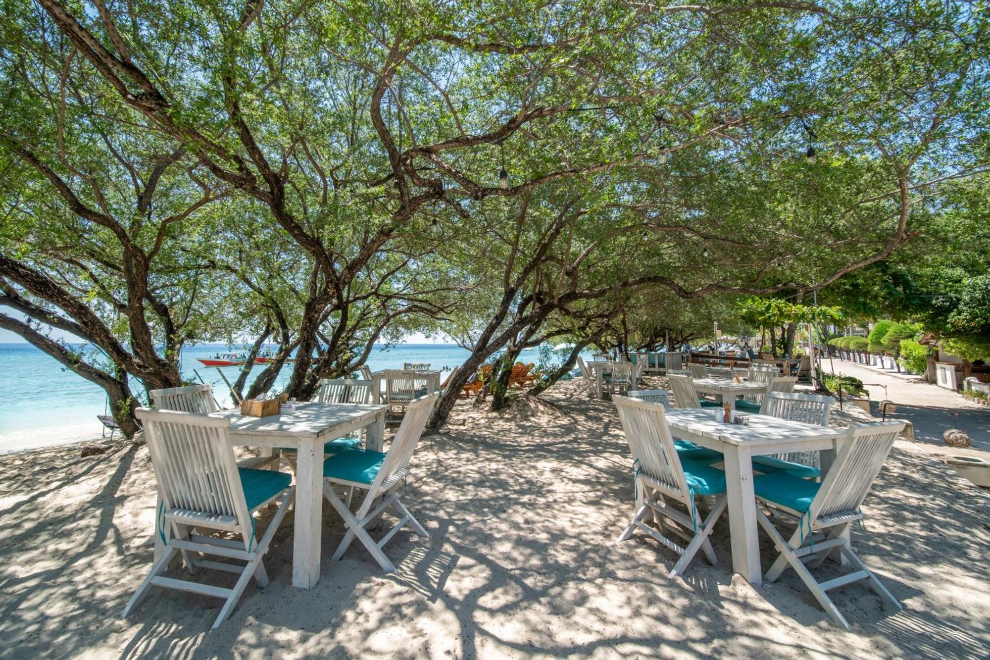 Wilson'S Retreat Hotel Gili Trawangan Exterior photo