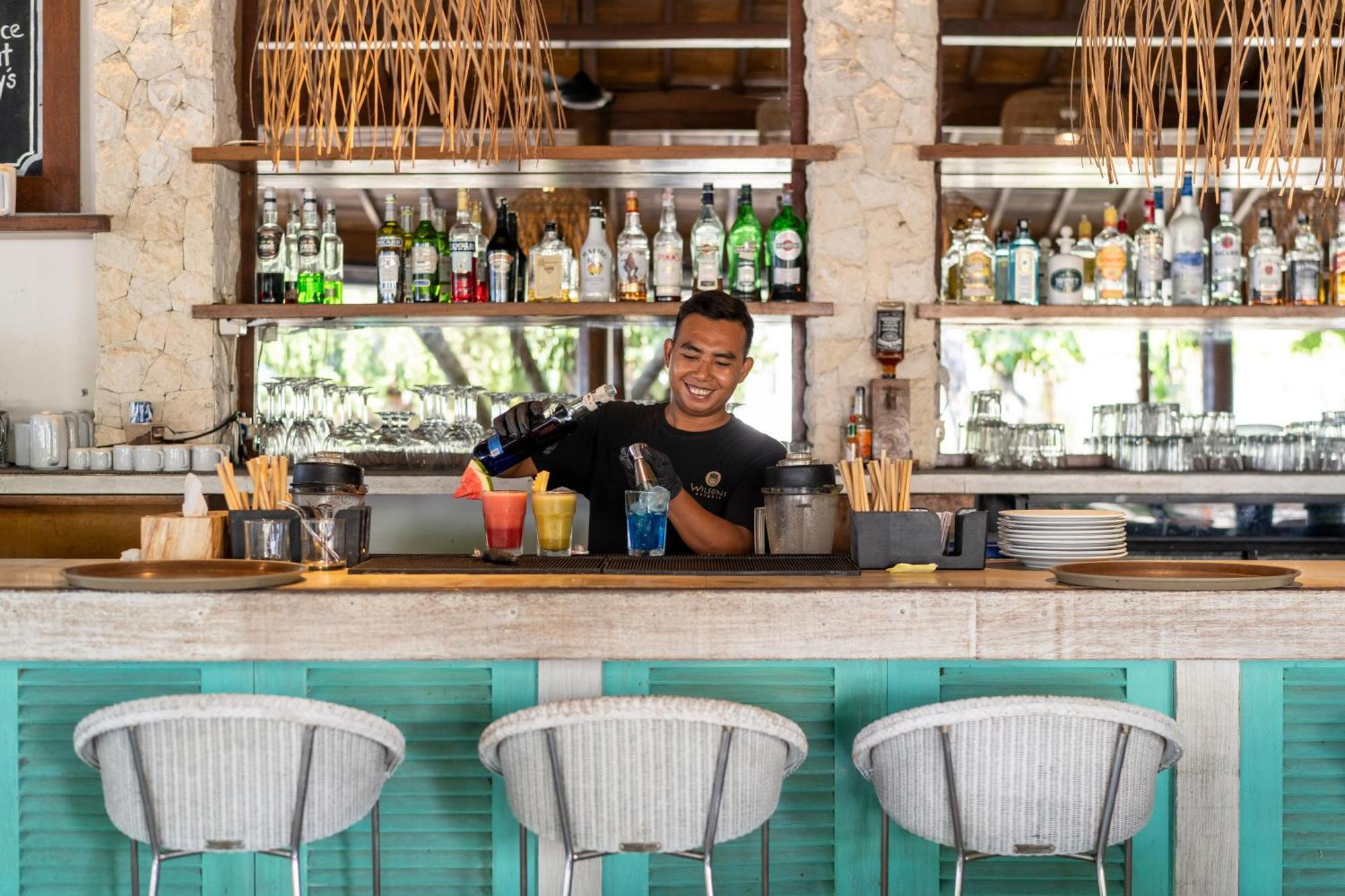 Wilson'S Retreat Hotel Gili Trawangan Exterior photo